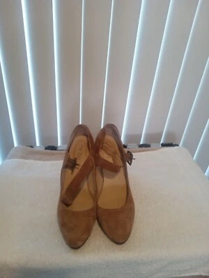 Me Too 女式棕色麂皮绒细高跟鞋带绑带 9.5 码 — 第 1/4 张图片