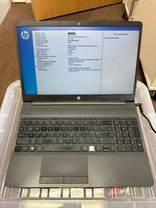 Working HP 255 G8 15.6 Inch Grey Laptop UK ANSI Keyboard Ryzen 5 3500U 2E9J2EA - Picture 1 of 15