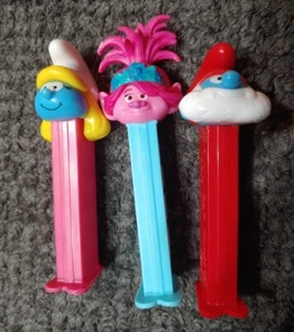Schlümpfe & Trolle Pez Spender Lot Spielzeug Süßigkeiten 2017  - Bild 1 von 8