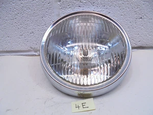 YAMAHA XS250 XS400 1979 HEADLIGHT COMPLETE 1L9-84303-20 (4E) - Picture 1 of 10
