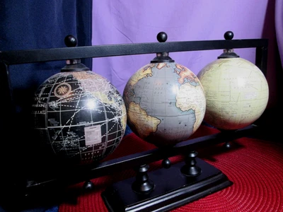 Stunning 4'' Earth Globe Elegant Office Decor World Globe Sturdy Metal Stand - Image 1 of 4