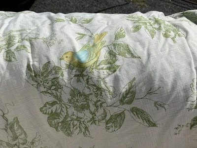 Edredón y fundas Martha Stewart Farmhouse caprichoso pájaro y baño floral completo/reina Foto 1 de 4