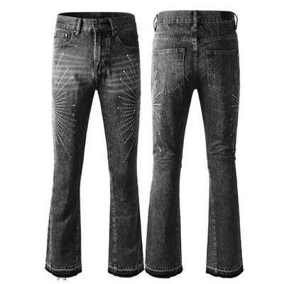 Hombre High Street Patchwork con pedrería cielo estrellado/Jeans acampanados sueltos grises Foto 1 de 4