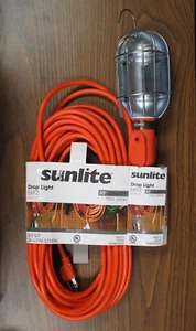 50' drop light cord, UL-Listed, Meets OSHA Standards, Metal Head, 16/3-SJT, E692 - Picture 1 of 4