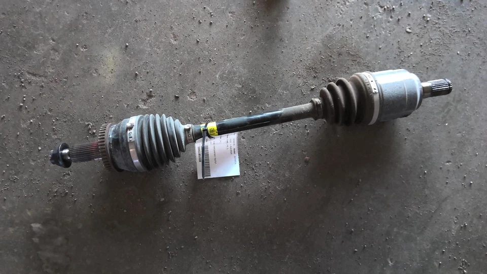 Eje de transmisión delantero izquierdo usado se adapta a: Hyundai Sonata 2019 delantero 2,4 L VIN F 8º Foto 1 de 4