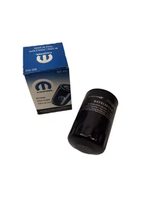 Filtro olio originale Mopar 04781452BB MO452 per Chrysler / Dodge / Jeep - Foto 1 di 1