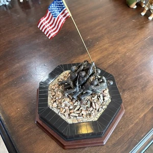 Danbury Mint Iwo Jima The Marine Corps War Memorial Flag Raising World War II - Bild 1 von 5