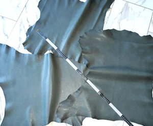 LEDER TIP 33868-G, Lederreste, 3 Lederhäute Konvolut, tannengrün, nappa - Picture 1 of 2