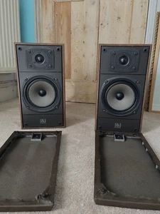 Pair of Celestion DL4 Speakers Brown 8-Ohm 10-70W 89db sensitivity - good cond - Picture 1 of 3