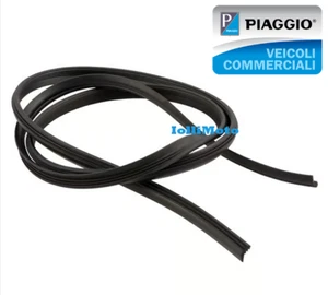Junta Negra De Guardabarros Delantero PIAGGIO APE 50/P/TM/MIX 184598 - Imagen 1 de 4