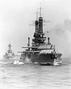 USS IDAHO (BB-42) & USS TEXAS (BB-35) DURING FLEET EXERCISE 8X10 PHOTO (OP-804) - Picture 1 of 1