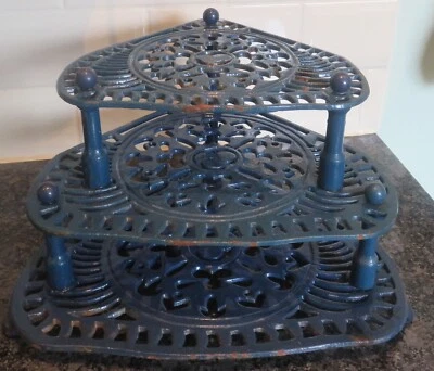 Vintage Rustic Blue Cast Iron 6115B Corner Plate Stacker/Holder - Image 1 of 4
