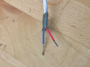 ALAMBRE DE ESPECIFICACIONES MIL BMS13-48T03C02G022 PLATEADO 22AWG 75 FT ROLLO Blanco Carlisle - Imagen 1 de 2
