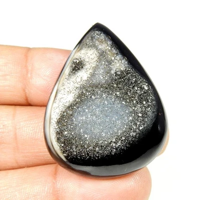 Geoda druzy ágata ónix negro natural piedra preciosa cabujón forma pera 77 quilates OZ-432 Foto 1 de 4