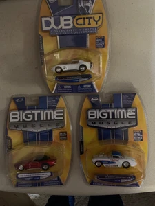 Jada DUB CITY Wave 17 rot 1968 Corvette Roadster, 69 Corvette, & 57 Corvette - Bild 1 von 7