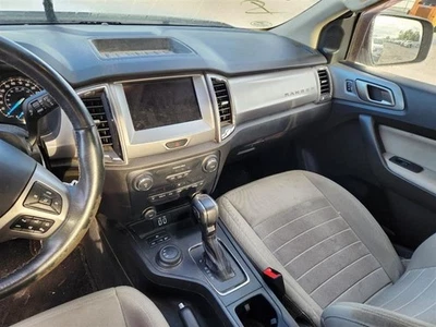 Bolsa de aire Ford Ranger 2019-2023 para tablero superior de pasajeros Foto 1 de 4