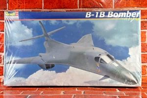 Revell Monogram B-1B Bomber Maßstab 1:48 Modellbausatz #85-4900 LESEN - Bild 1 von 15