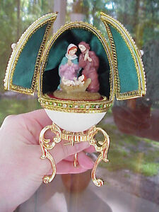 Real Hand Decorated Carved Etched Goose Egg Music Box Stained Glass Nativity 