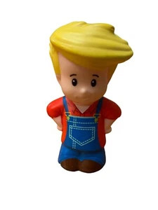 Mono Fisher Price Little People 2012 FARMER EDDIE niño pelo rubio camisa roja - Imagen 1 de 4