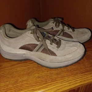 Easy Spirit Esstila Womens Tennis Shoe Size 9 Grey/Brown Suede Low Top - Picture 1 of 6