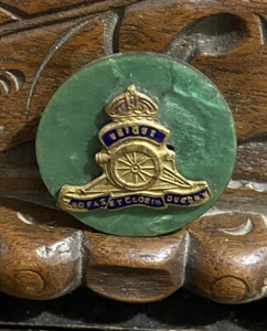 WW2 Royal Artillery Enamelled Sweetheart Brooch -  green Mother of Pearl RARE! - Picture 1 of 2