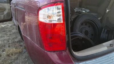 Задний фонарь в сборе KIA SEDONA левый 06 07 08 09 10 11 12 14 - Изображение 1 из 2