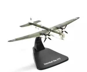 HEINKEL HE.177 - Atlas - BOMBERS of WWII - 1/144 - Picture 1 of 2