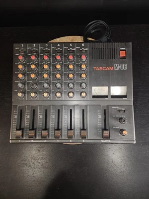 Tascam M-06, 6-канальный аналоговый микшер - винтажный - Изображение 1 из 4