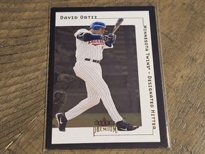 2001 Fleer Premium #178 'David Ortiz Nmmt - Picture 1 of 3