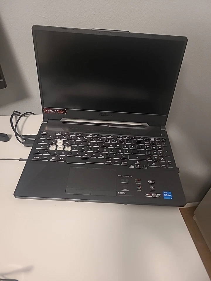 ASUS TUF Gaming F15 FX506HC - Bild 1 von 3