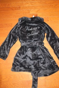 ❤️ XS-S ❤️ VICTORIA'S SECRET ❤️ LOGO PJ ❤️ MORGENMANTEL SCHWIMMEN BAD WINTER NACHTWÄSCHE SCHLAF - Bild 1 von 8