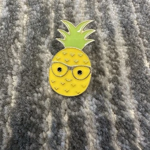 Enamel Pin Pineapple Cute Summer Glasses Hawaiian Brooch Backpack Jewelry Hat - Picture 1 of 5