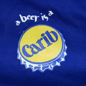 Trinidad Carib Bottle Cap A Beer is a Carib Mens T-Shirt Blue Size Large - Foto 1 di 6