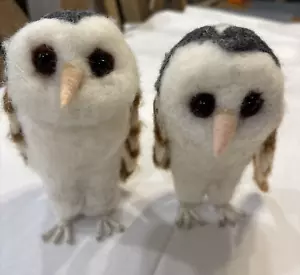 Lot Of 2 Handmade Wool Felted Owls Brothers - Picture 1 of 9