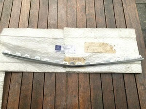 MERCEDES CL217 MOLDURA PARACHOQUES DELANTERO CENTRAL A2178852321 - ¡NUEVO!! - Imagen 1 de 2