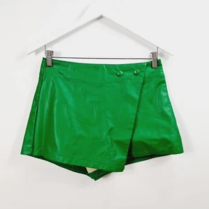 Free People - NEW - Emmy Mini Skort Shorts - Green Vegan Leather Wrap PU - UK 6 - Picture 1 of 8