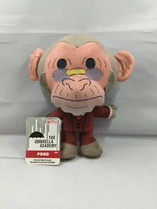 Muñeca de peluche de 8" coleccionable oficial de Netflix The Umbrella Academy Pogo nueva con etiquetas mono - Imagen 1 de 3