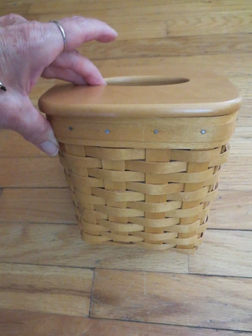Longaberger Tall Tissue Basket With Lid & Tie On No Liner Signed 2002 EUC Cover
