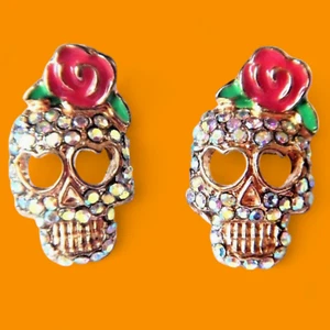 CRYSTAL SKULL EARRINGS AB iridescent rhinestone sugar rose rockabilly studs 2D - Picture 1 of 3