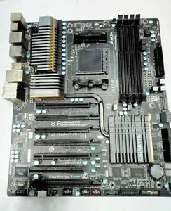 Gigabyte GA-990FXA-UD7 AM3+ AMD 990FX ATX Desktop Motherboard DDR3 Mainboard - Picture 1 of 2