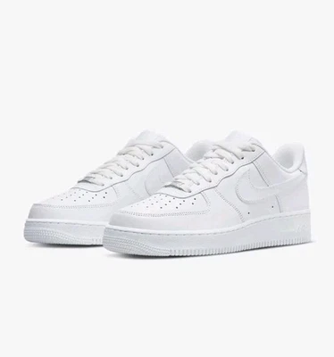 Nike Air Force 1 Low Triple White'07 TOTALMENTE NUEVAS Foto 1 de 4
