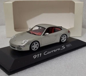 Porsche 911 (997) Carrera S 2005 Artic Silver 1:43 Minichamps WAP 020 118 15 (8) - Picture 1 of 16