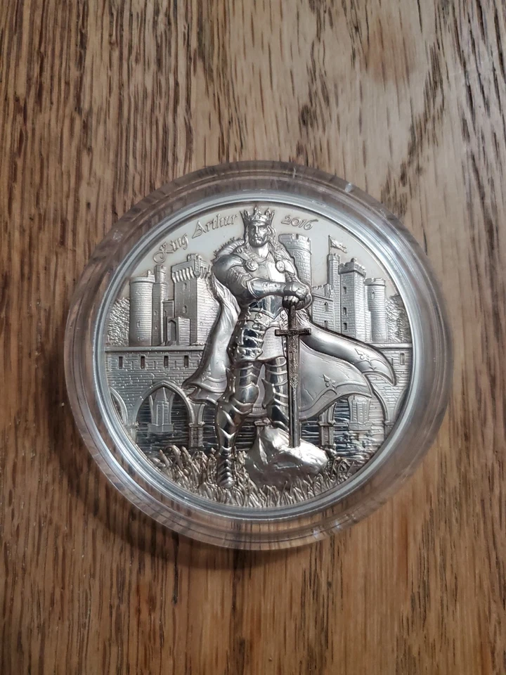 2016 $10 Cook Islands 2 oz Silver Ultra Cameo High Relief -King Arthur  - Image 1 of 2