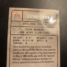 #m-9 Gaylord Perry 2004 Donruss Classics Membership￼  /2499 ￼ Cb32