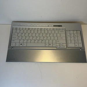 Sony Vaio VGP-WKB5US Wireless Keyboard (N14) - Picture 1 of 11