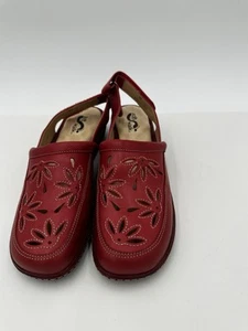 Softwalk Leather Woven Ladies Shoes Red Cutout Low Heel Wedge Clog Size 9N NEW - Picture 1 of 8