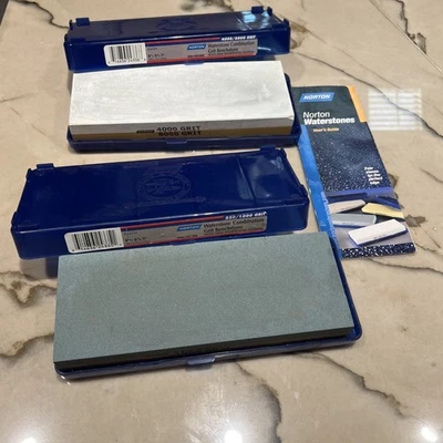 Lote de 2 granos combinados de piedra acuática de afilado Norton 8”x 3” x 1” en caja Foto 1 de 4