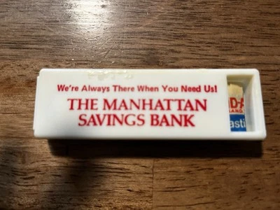 Soporte para curita de caja de ahorros Manhattan  Foto 1 de 3