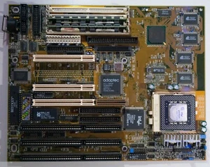 Pentium Socket 7 HX + Pentium 200MMX + 32MB (TEKRAM P5H30 - WS/NS) motherboard - Picture 1 of 11