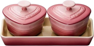 Bandeja de cuarzo rosa corazón Le Creuset miniatura Ramekin D'Amour 2 juegos resistente al calor Foto 1 de 4